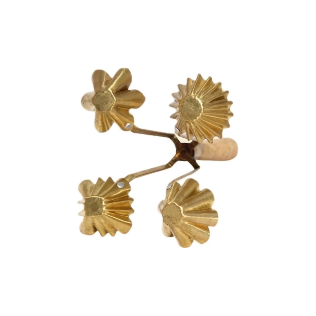 Messingform für thailändische „Krathong Tong“ (4 Köpfe) / พิมพ์ทำกระทงทอง 4 หัว