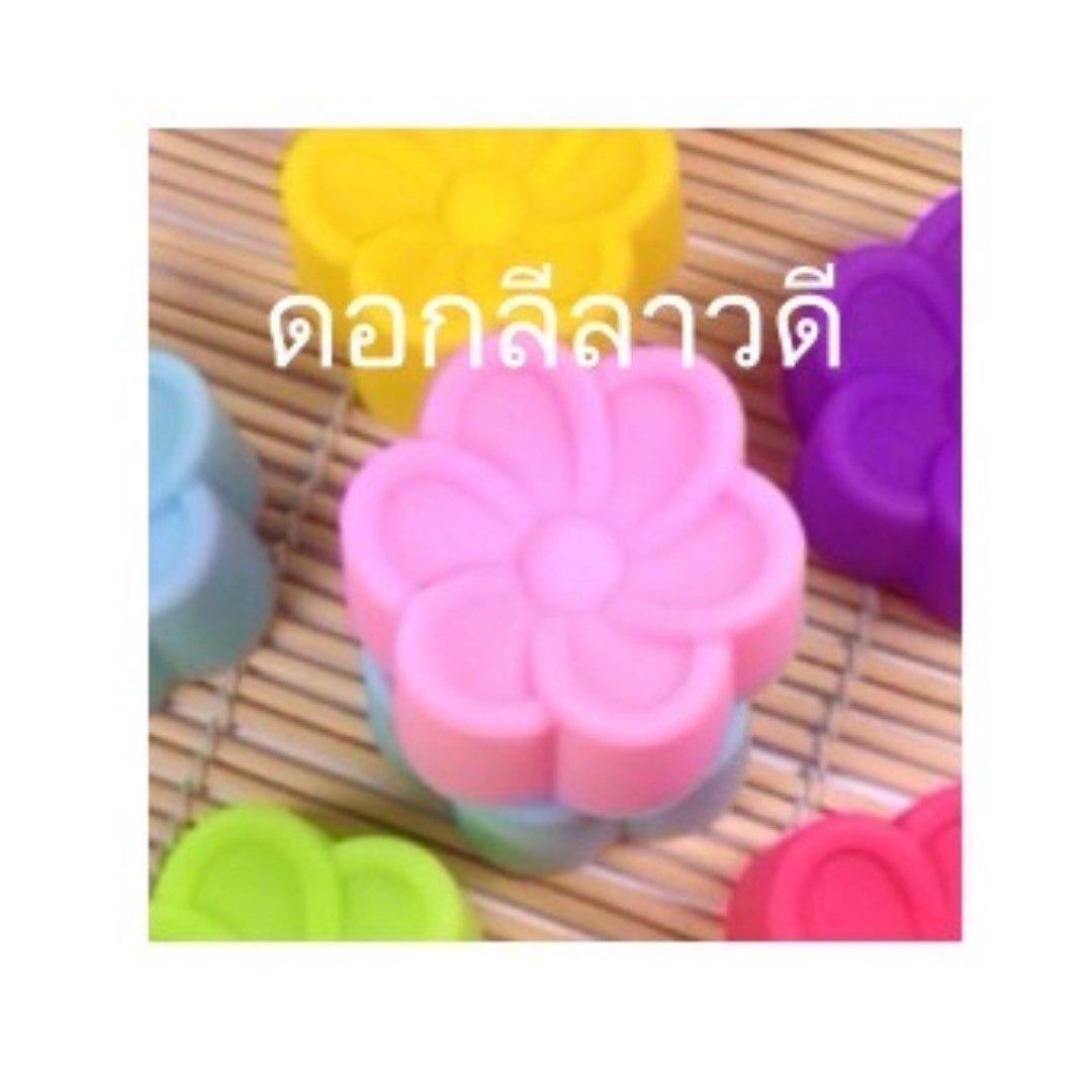 Thai-Kitchen Silikonform Ø 5 cm Blumen- & Blättermuster (12er Pack) / พิมพ์ซิลิโคน 5 ซม. ลายดอกไม้และใบไม้ (1 โหล)