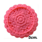 Thai-Kitchen Silikonform Ø 5 cm Blumen- & Blättermuster (12er Pack) / พิมพ์ซิลิโคน 5 ซม. ลายดอกไม้และใบไม้ (1 โหล)