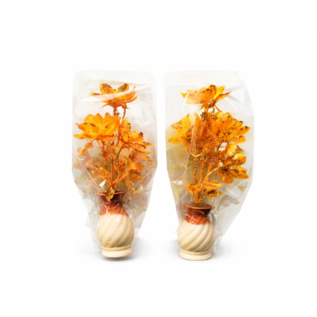 raditioneller thailändischer goldener Lotusblüten-Zweig (ohne Vase) / ดอกบัวทองไม่รวมแจกัน